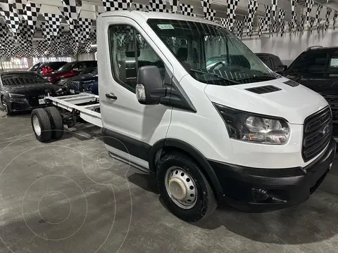 Ford Transit Chasis Chasis Mediano usado (2017) color Blanco precio $369,000
