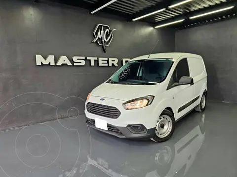 Ford Transit Courier 1 Puerta Deslizable usado (2022) color Blanco Nieve precio $284,000