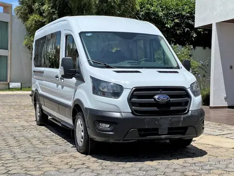 Ford Transit Custom Pasajeros Larga Techo Alto usado (2020) color Blanco Nieve financiado en mensualidades(enganche $133,000)