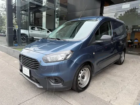 Ford Transit Gasolina Van Mediana usado (2022) color Azul precio $269,000