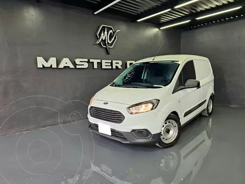Ford Transit Diesel 18 Pasajeros usado (2022) color Blanco precio $284,000