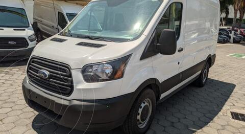 Ford Transit Gasolina Van usado (2017) color Blanco financiado en mensualidades(enganche $78,160 mensualidades desde $11,615)