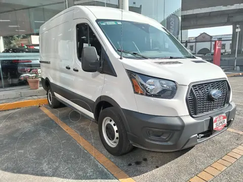 Ford Transit Gasolina Van Mediana usado (2023) color Blanco financiado en mensualidades(enganche $271,282 mensualidades desde $11,414)