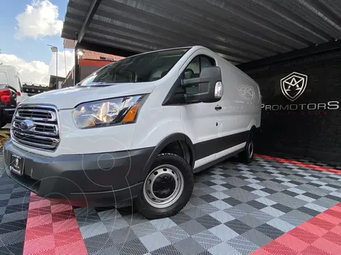 Ford Transit Gasolina Van usado (2017) color Blanco precio $319,900