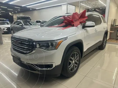 GMC Acadia Denali usado (2017) color Blanco precio $489,000