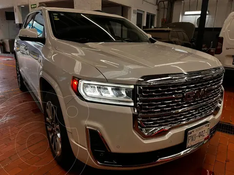 GMC Acadia Denali Sin HUD usado (2020) color Blanco precio $685,000