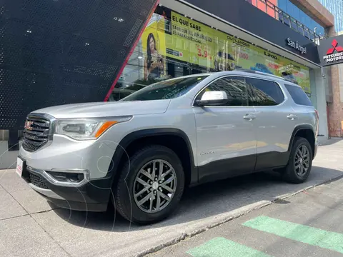 GMC Acadia SLT 1 usado (2017) color Plata precio $299,000