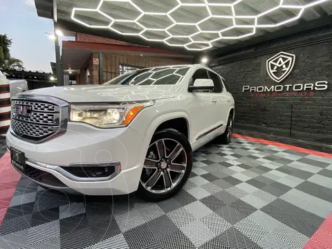 GMC Acadia Denali usado (2019) color Blanco precio $299,900
