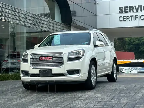 GMC Acadia Denali usado (2015) color Blanco precio $290,000