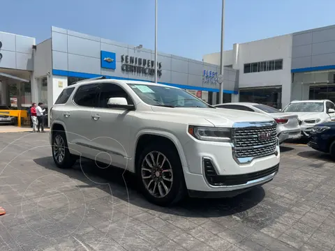 GMC Acadia Denali usado (2021) color Blanco precio $670,000