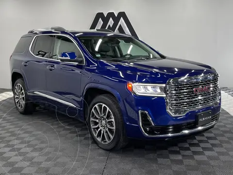 GMC Acadia Denali usado (2023) color Azul precio $679,999