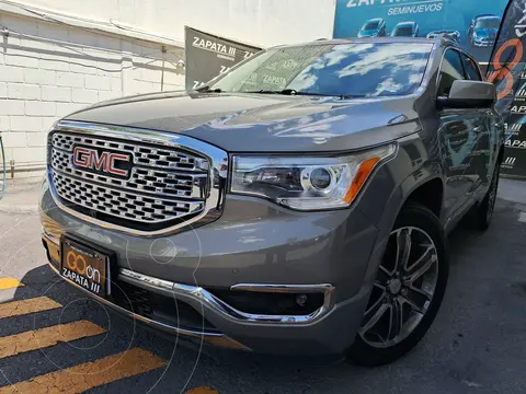 GMC Acadia Denali usado (2019) color Dorado Oscuro financiado en mensualidades(enganche $149,602 mensualidades desde $11,440)