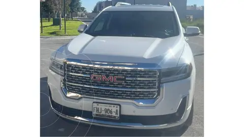 GMC Acadia Denali usado (2020) color Blanco precio $630,000