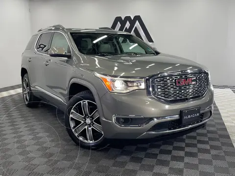 GMC Acadia Denali usado (2019) color Rojo Cobrizo precio $529,900