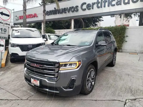 GMC Acadia AT4 usado (2020) color Plata precio $489,000