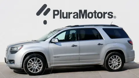 GMC Acadia Denali usado (2015) color plateado precio $219,000