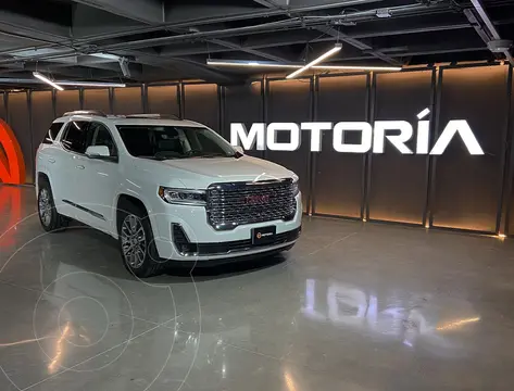 GMC Acadia Denali usado (2023) color Blanco precio $939,000