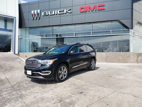 GMC Acadia Denali usado (2017) color Negro precio $535,000