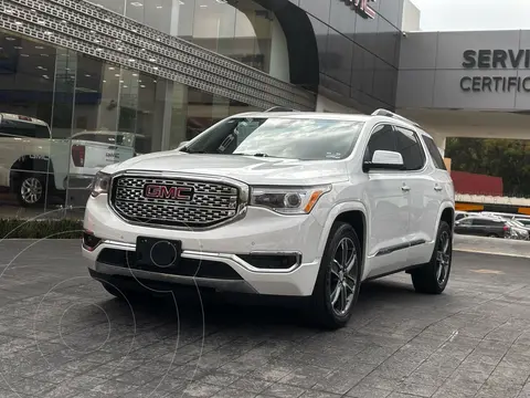 GMC Acadia Denali usado (2017) color Blanco precio $410,000