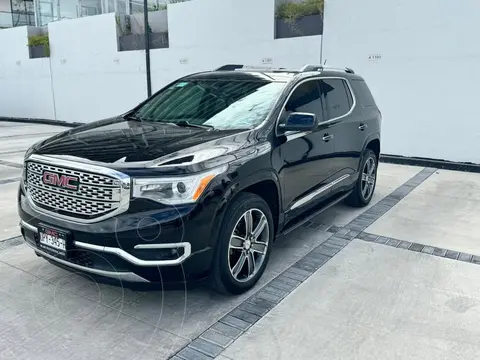 GMC Acadia Denali usado (2019) color Negro Grafito precio $517,000