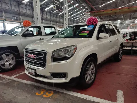 GMC Acadia SLT 1 usado (2015) color Blanco financiado en mensualidades(enganche $75,000 mensualidades desde $8,000)