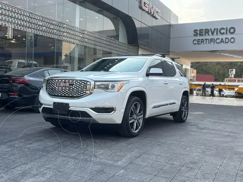 GMC Acadia Denali usado (2018) color Blanco precio $440,000