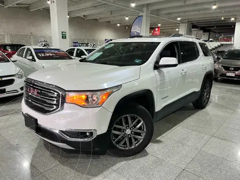 GMC Acadia SLT 1 usado (2018) color Blanco financiado en mensualidades(enganche $126,985 mensualidades desde $9,715)