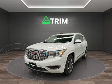 GMC Acadia Denali usado (2019) color Blanco precio $345,100