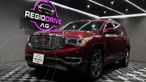 GMC Acadia SLT usado (2017) color Rojo Obscuro precio $374,900