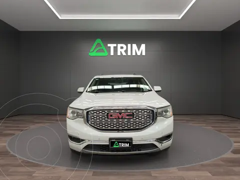 GMC Acadia Denali usado (2019) color Blanco precio $345,100