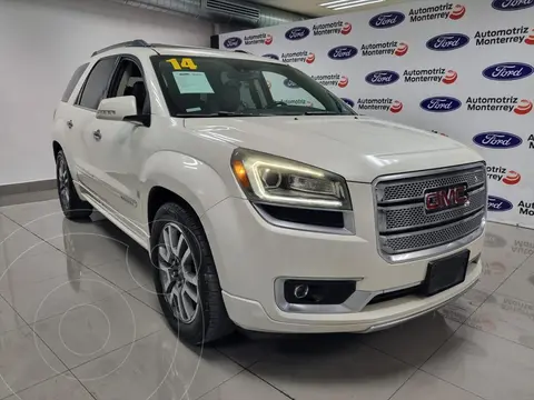 GMC Acadia Denali usado (2014) color Blanco precio $279,000