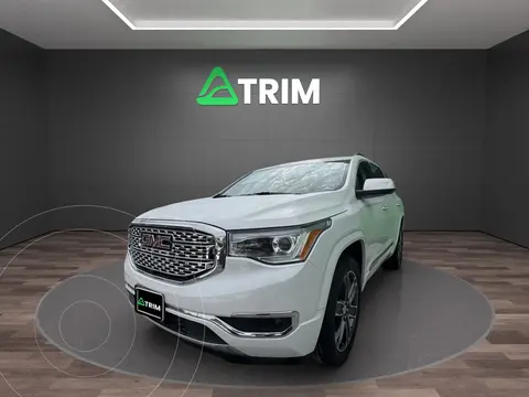 GMC Acadia Denali usado (2019) color Blanco precio $340,999