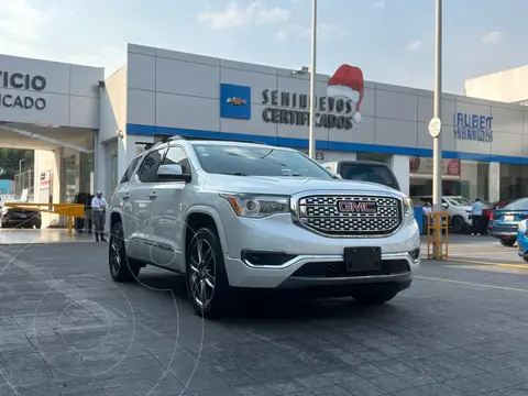 GMC Acadia Denali usado (2018) color Blanco precio $430,000