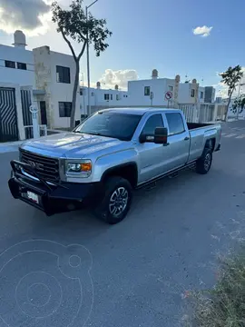 GMC Sierra Crew Cabina All Terrain 4x4 usado (2018) color Plata Brillante precio $410,000