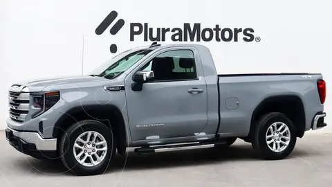 GMC Sierra Cabina Regular usado (2025) color Gris financiado en mensualidades(enganche $253,000 mensualidades desde $21,556)