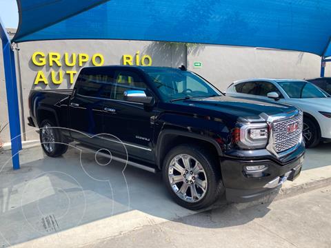 foto GMC Sierra Crew Cabina SLT 4x4 usado (2017) color Negro precio $759,000