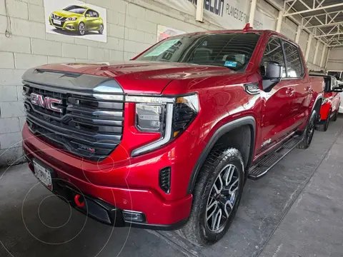 GMC Sierra AT4 usado (2024) color Rojo precio $1,165,900