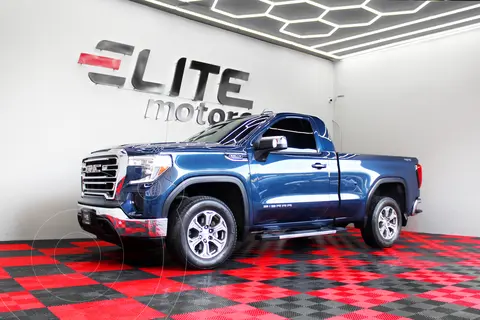 GMC Sierra Crew Cabina All Terrain 4x4 usado (2020) color Azul Profundo precio $729,900