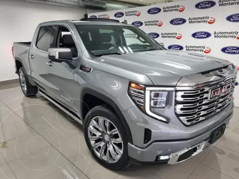 GMC Sierra Denali usado (2024) color Gris precio $1,250,000