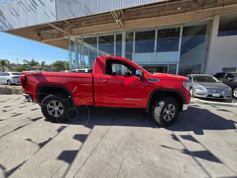 GMC Sierra Cabina Regular SLE 4x4 usado (2021) color Rojo precio $898,000