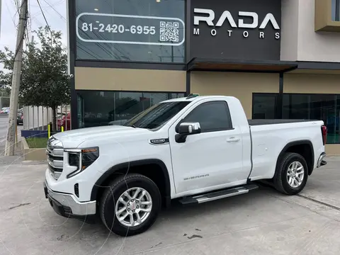 GMC Sierra Cabina Regular usado (2025) color Blanco precio $1,990,800