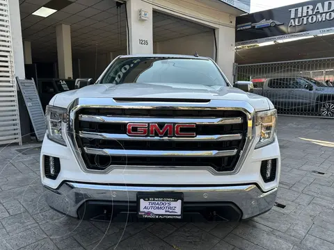 GMC Sierra Cabina Regular 4x4 usado (2020) color Blanco financiado en mensualidades(enganche $160,000 mensualidades desde $23,588)