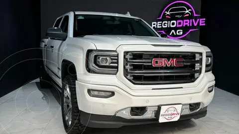 GMC Sierra Cabina Regular SLE 4x4 usado (2017) color Blanco financiado en mensualidades(enganche $227,500 mensualidades desde $16,792)