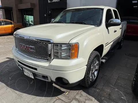 GMC Sierra Denali usado (2013) color Blanco precio $374,500