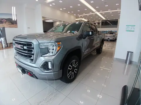 GMC Sierra AT4 usado (2021) color Gris Oscuro precio $970,000