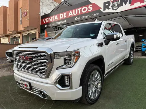 GMC Sierra Denali usado (2020) color Blanco precio $899,999