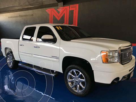 GMC Sierra Denali DVD usado (2011) color Blanco precio $355,000