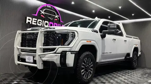 GMC Sierra Denali Ultimate usado (2024) color Blanco precio $2,249,900