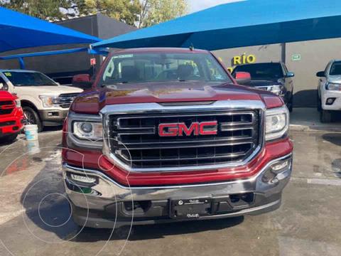 foto GMC Sierra Cabina Regular SLE 4x4 usado (2016) color Vino Tinto precio $496,000