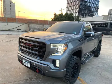 foto GMC Sierra Cabina Regular SLE 4x4 usado (2020) color Plata precio $949,000